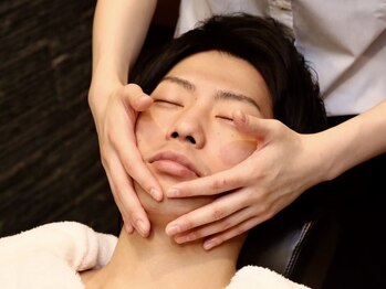 ヒロギンザ ヘアサロン 新橋銀座口店(HIROGINZA HAIRSALON)/フェイスシャルマッサージ