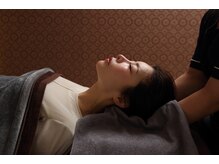 ドライヘッドスパ専門店　スイミンテラス廿日市店【12/1 NEW OPEN（予定）】/ドライヘッドスパ施術風景