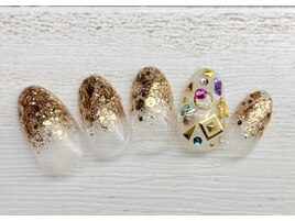 ゴージャスネイル