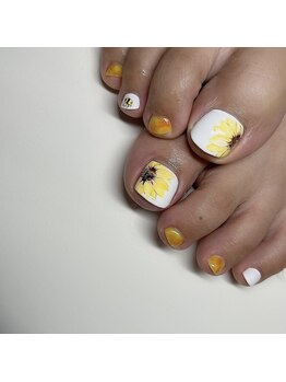 モモ(Momo)/大人ひまわりアート