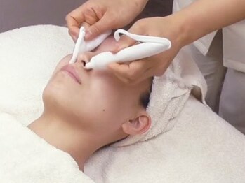 アンヘル(Angel)の写真/さよならイチゴ鼻☆毛穴の奥までトルネード水流で洗浄し、黒ずみや角栓をスッキリ除去！つるんと輝く素肌へ