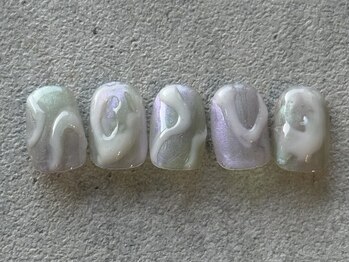 エールルーム 中目黒(aileroom)/寒色ぷっくり