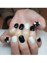 ウェリネイルサロン(WelinailSalon)/2本コース4580円　初回オフ無料