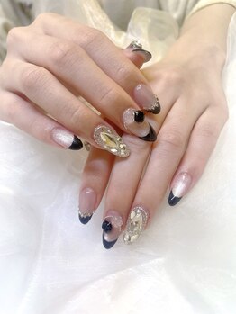 クイーンネイル 新宿(Queen nail)/長さ出し　デザイン放題