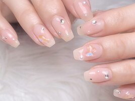 キラキラチークネイル