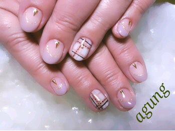 アグン(agung)/チェック柄ネイル