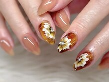 レア(Le'a)/鼈甲フラワーネイル