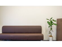 コクア整体院 伊勢崎(KOKUA整体院)の雰囲気（待合と受付）