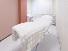 アストリエ グレース 相模大野(Astorie Grace)の雰囲気（【清潔感のある店内】周りを気にせず過ごせる、空間です）