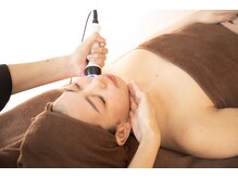 カリーナ(Carina)/ハイパーナイフフェイシャル