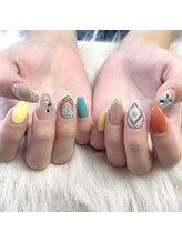 モモ(Momo)/モロッカンネイル