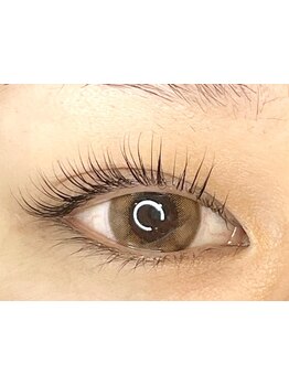 ナチュラル上品な目元にしたい