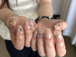 宝石ネイル