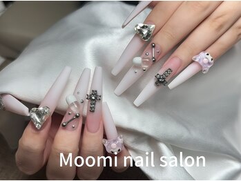 ムーミー 新宿(Moomi)/グラデーション【新宿西口】