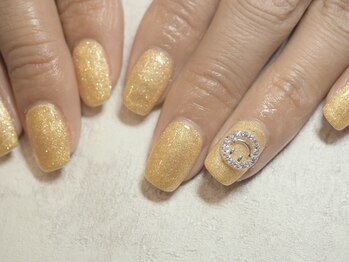 B's amor 大府店 Nail design