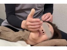 もみほぐしソルブ(もみほぐしSolve)/小顔矯正、顎に刺激を活性化