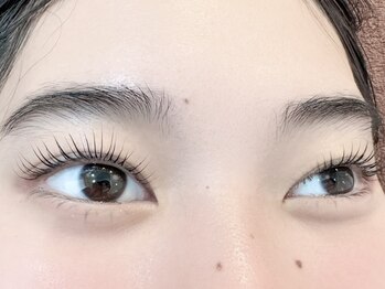 Kanna【ネイル/まつエク】の写真/【玉川上水駅/徒歩5分】目の形に合わせてデザインをご提案♪光を取込み洗練されたお目元に☆