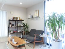 ダブルエスシーサロン(WSC Salon)の雰囲気（光が差し込む明るい空間で、心も体もリフレッシュできるひと時を）