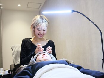 ブルームニーキューロク 富里(bloom296)の写真/軽い付け心地とナチュラルな仕上がりが人気♪理想のイメ-ジに合わせご提案♪お気軽にご相談下さい★