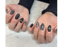 ダリア(Daria)/マットブラック