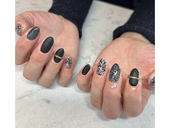 ダリア(Daria)/マットブラック