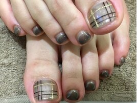 フットのチェックネイル