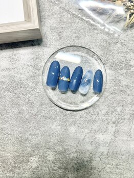 リゾートニュアンスネイル