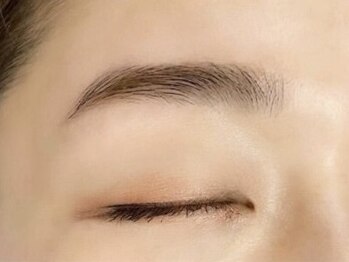 アート(ART)の写真/【眉毛に特化した眉毛専門店】美眉スタイリング+全顔WAX8000円◆化粧水の浸透や、お化粧ノリもばっちりに◎