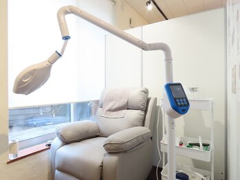 ムーンホワイトニング(Moonホワイトニング)の写真/【いつでも綺麗な口元に♪】気軽に通えて効果を実感していただけるセルフホワイトニングメニューをぜひ！