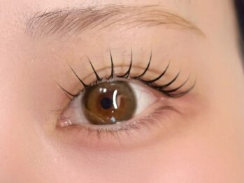 眉毛アイブロウ/まつ毛パーマ Nixie Eye Boutique【ニクシー】姪浜店の写真/『何が似合うか分からない』から卒業◎まつ毛の生え方・目の形・雰囲気まで見極める似合わせマツエク♪