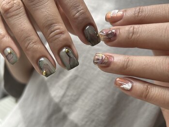 リラ(Rila)/mami月替わりデザイン