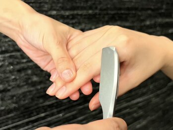 プレミアムバーバー 表参道店(PREMIUM BARBER)/ドレスシェービング(指先)