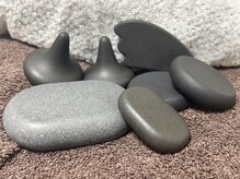 ホットストーンで温活！身体に蓄積された疲れやコリ、冷えにも◎