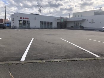 ノンノガーデン 苫小牧店(non-no garden)/広々とした駐車場1