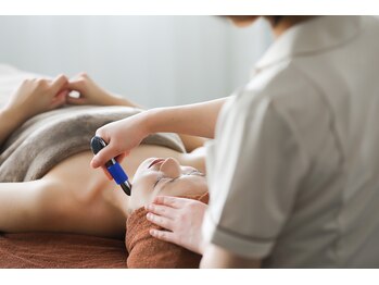 サロン ド レナ(Salon de LENA)/ハーブピーリング サロンドレナ