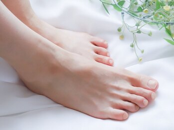 マニペディ ザ サロン 虎ノ門ヒルズステーションタワー店/フットファイルケア￥4950