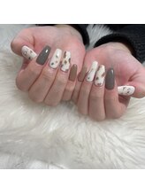 トータルサロン 白べぇーっ プラス/三毛猫ネイル