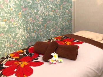 ハワイアンフォレストスパ 高崎井野店(ハワイアンフォレストSpa)/お部屋へご案内いたします♪