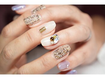 ネイルサロン マリング(Nail Salon Maring)/☆ツイードチェックとビジュー☆