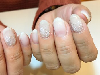 ネイルズ ララ(nails Lala)/雪の結晶ネイル。