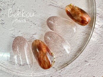 ネイルサロン クランベリー(Cranberry)の写真/【オーナー施術】歴13年の安心感。大人女性に寄り添う、上品ネイル。サロンデビューにも◎《玉造徒歩3分》