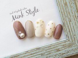 カジュアルドットネイル