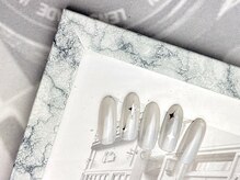 ネイルサロン&スクール ジーナ(GINA)/パールカラー×ワンポイント