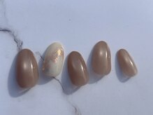 アイ アンド ネイル ロカヒ(Eye & nail LOKAHI)/大理石