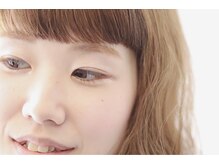 ニーマ(neema)/外国人風ブラウンエクステ