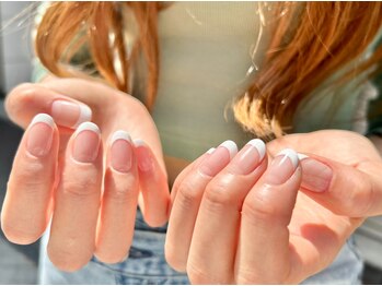 ナイスネイル 大森店(NICE NAIL)の写真/シンプル～個性派までお任せ！【フレンチ・グラデ・ワンカラー¥3990/オフ無料】フレンチはラメライン無料♪