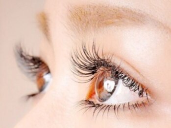 レディアリス(L'Alice)の写真/モチの良さに絶対の自信!!目のカタチや生え癖を見極め1.5ヶ月後のご来店でも装着本数の約6割残の方多数◎