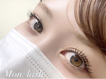 モンラッシュ(Mon. lash)の写真