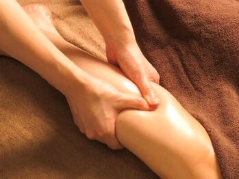 ラ リノ(la Lino)の写真/《日々の仕事や家事でお疲れの方へ》足のむくみを極上のリンパマッサージでスッキリ！疲れを癒しませんか？