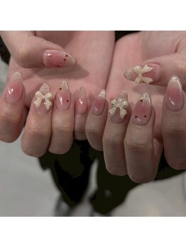 チークネイル¥11000♪